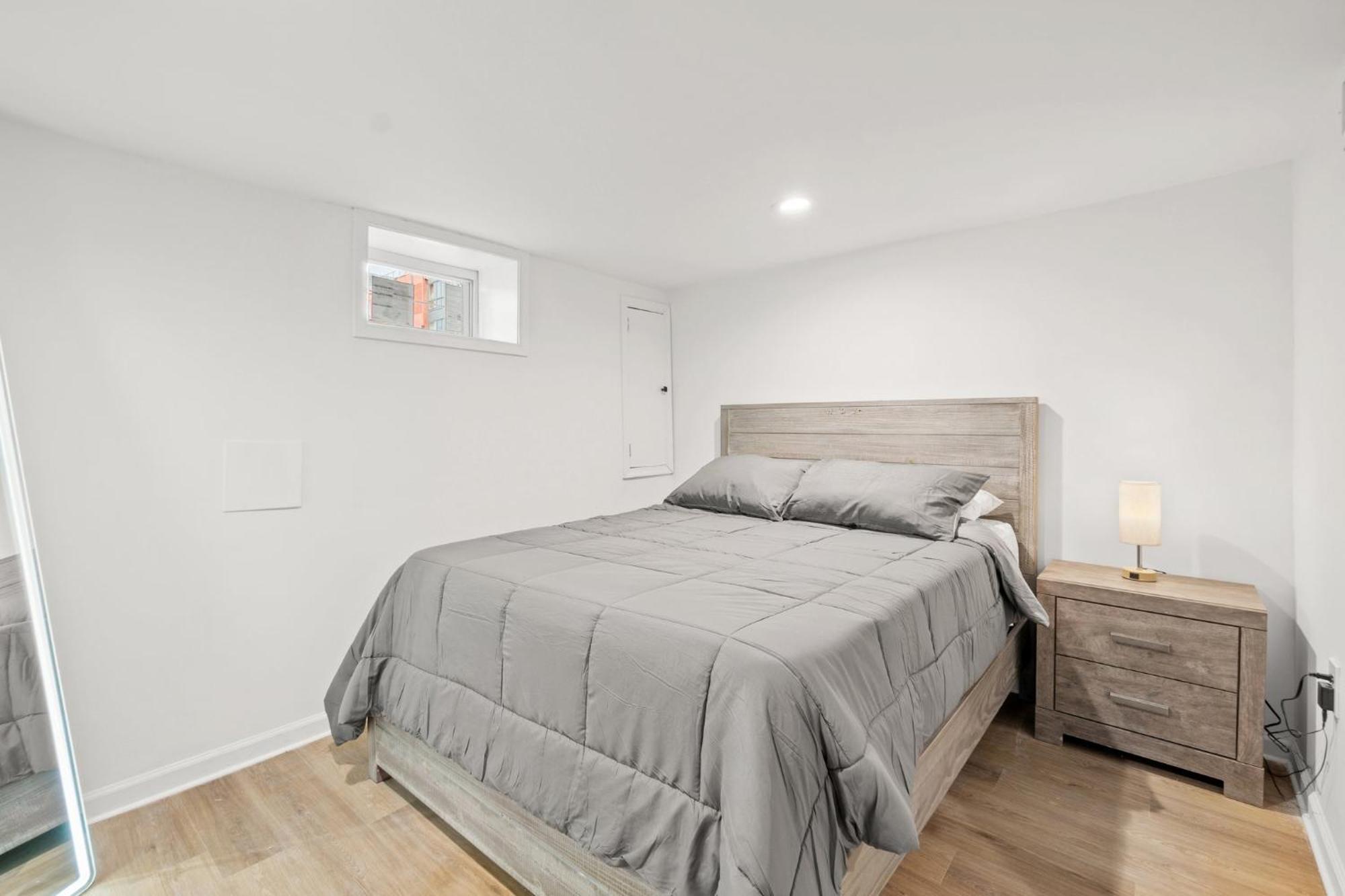Negin 2903 - Basement Unit Apartment *