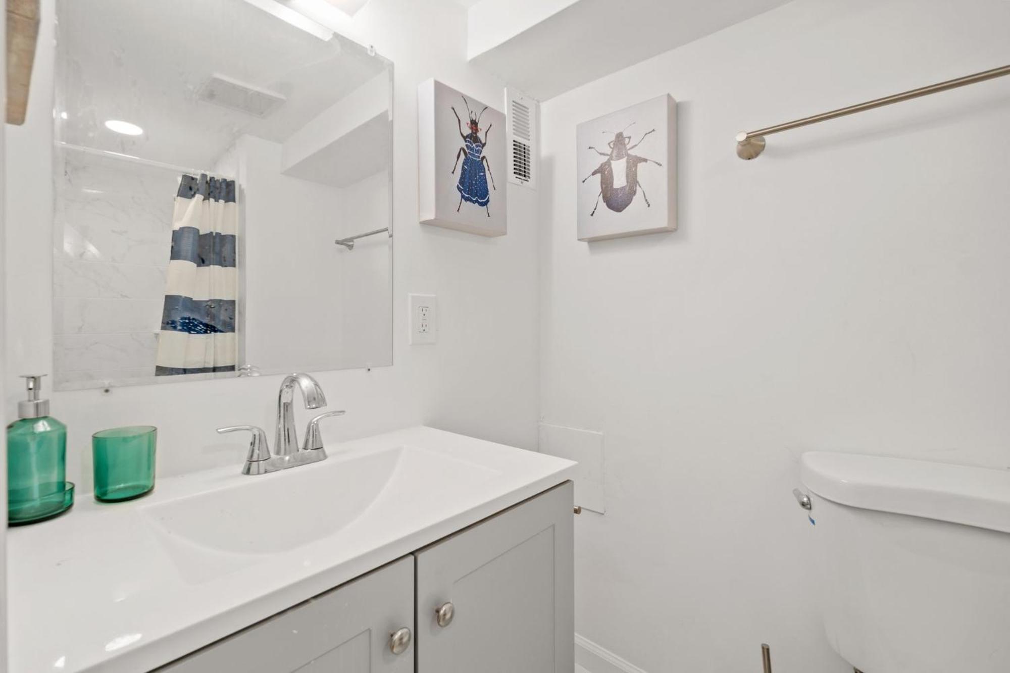 Negin 2903 - Basement Unit * Washington